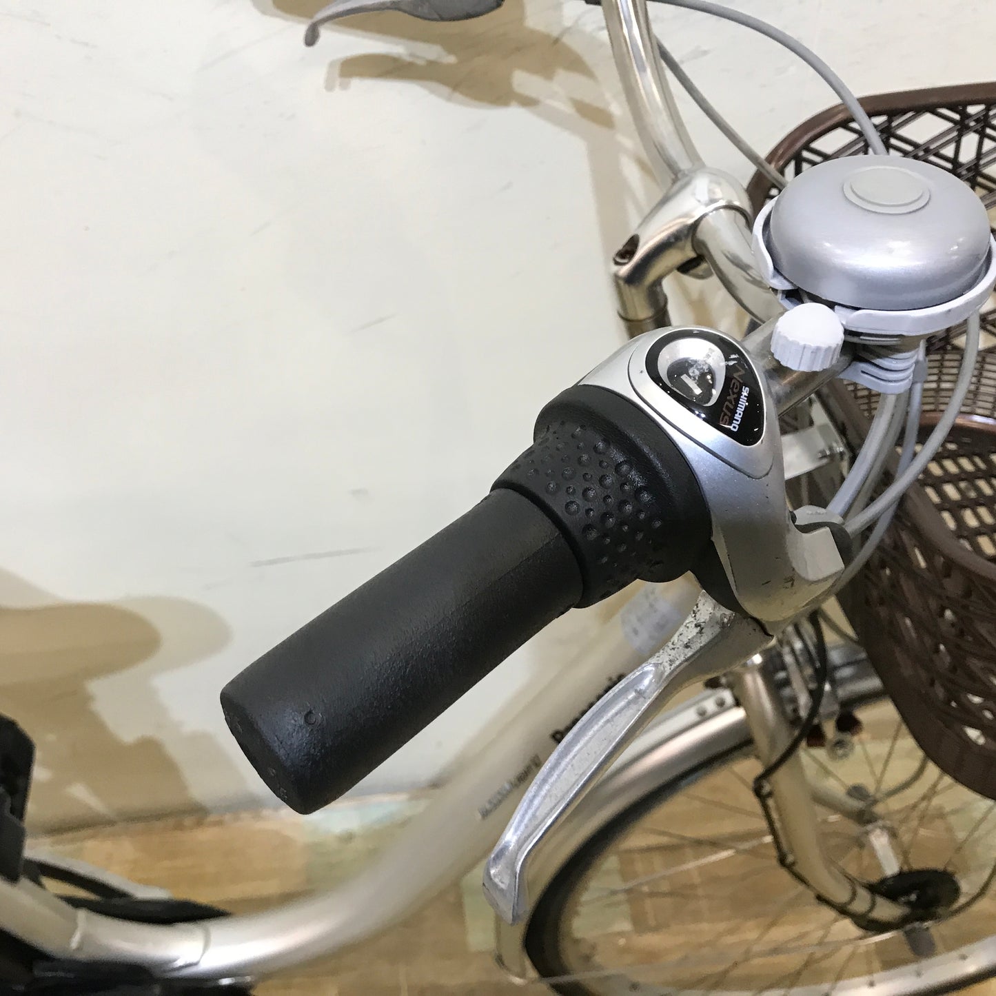 パナソニック ビビ ライト U シルバー 26インチ KO130 【中古車】