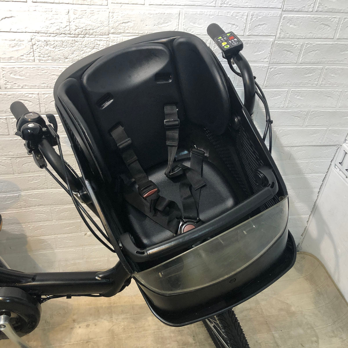 ブリヂストン アンジェリーノ プティット e ブラック 20インチ YE040【中古車】