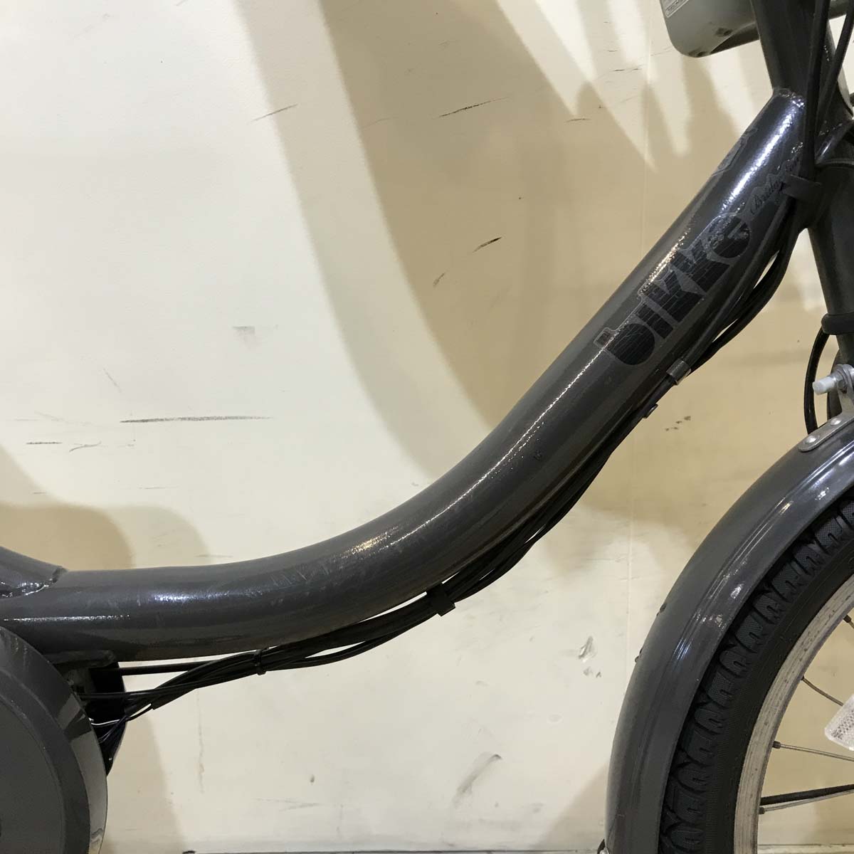 ブリヂストン bikke MOB e ビッケ モブ イー グレー 20インチ KT116 【中古車】