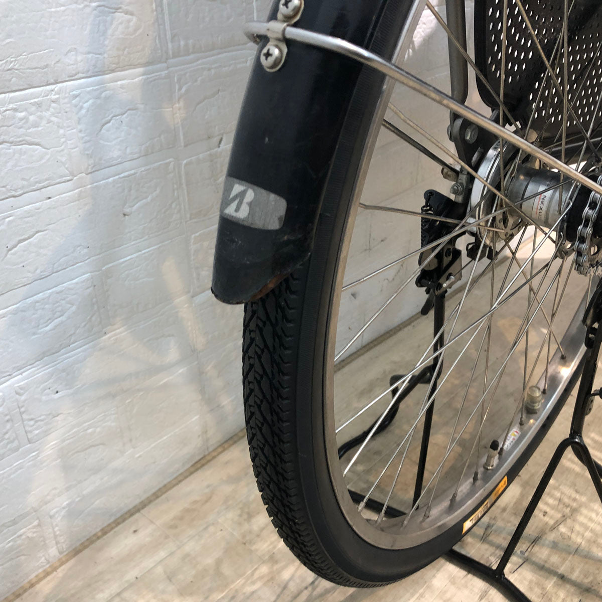 ブリヂストン アンジェリーノ e シルバー 前22×後26インチ YW090【中古車】
