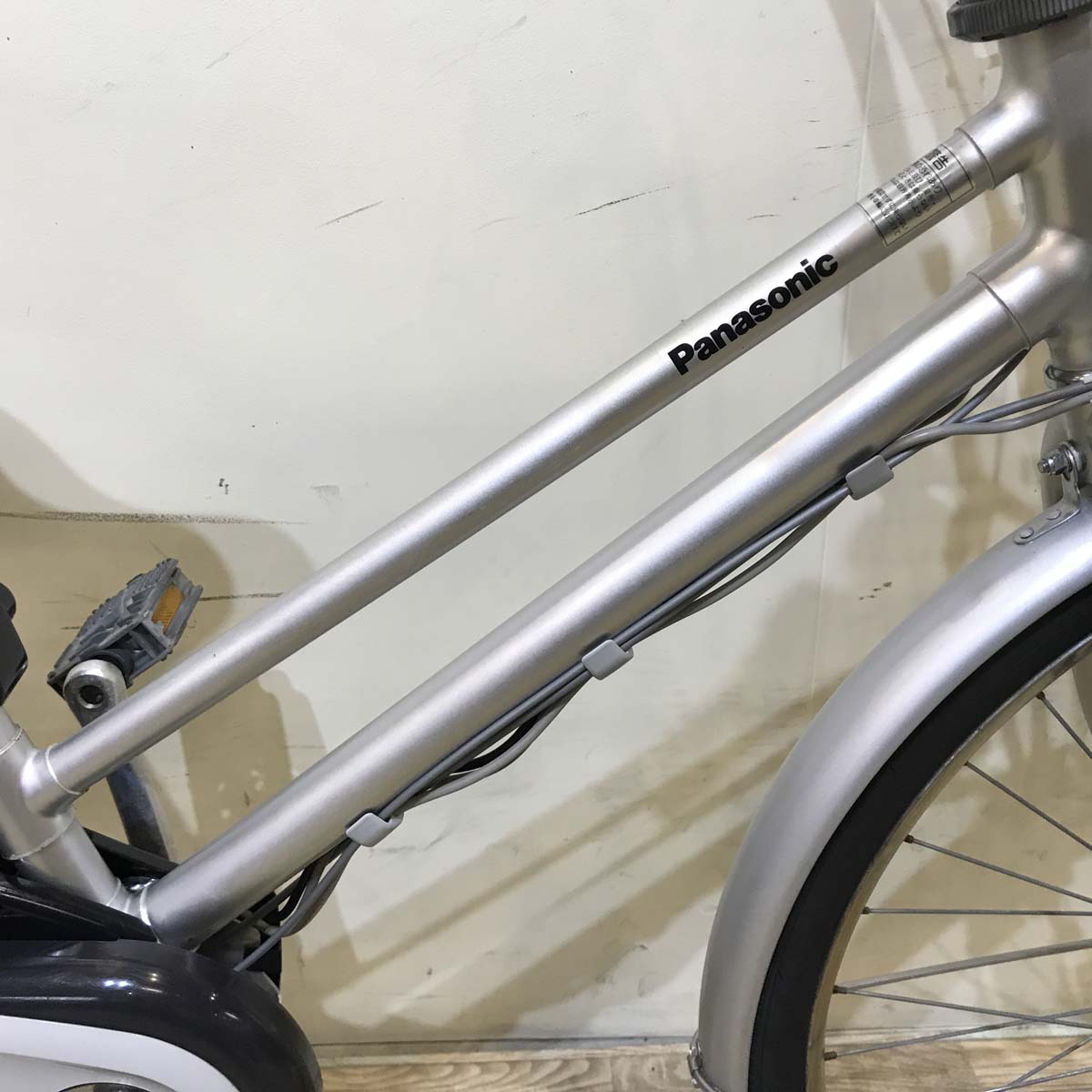 パナソニック ビジネス ビビ S シルバー 26インチ KY041 【中古車】