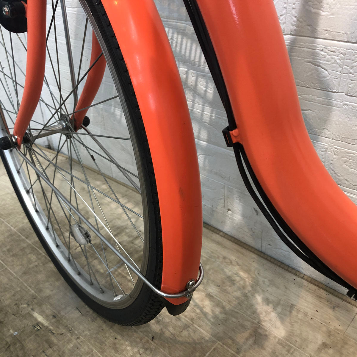 ブリヂストン アシスタ ベーシック オレンジ 26インチ YE048 【中古車】