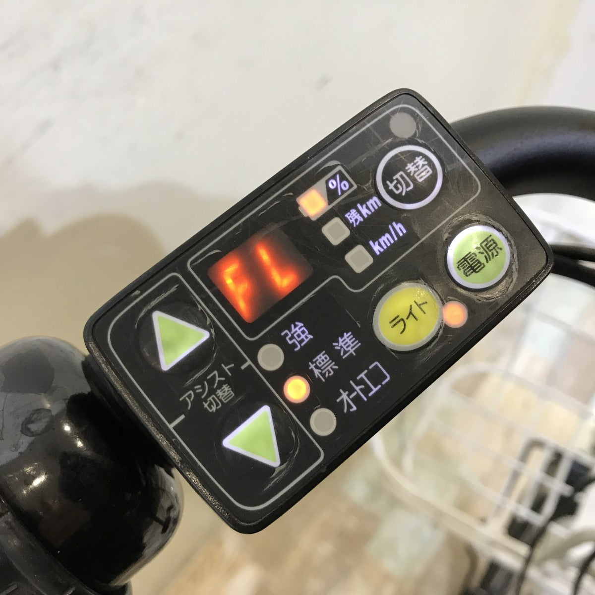 中古電動自転車 ブリヂストン ビッケ2e ホワイト 20インチ KH102