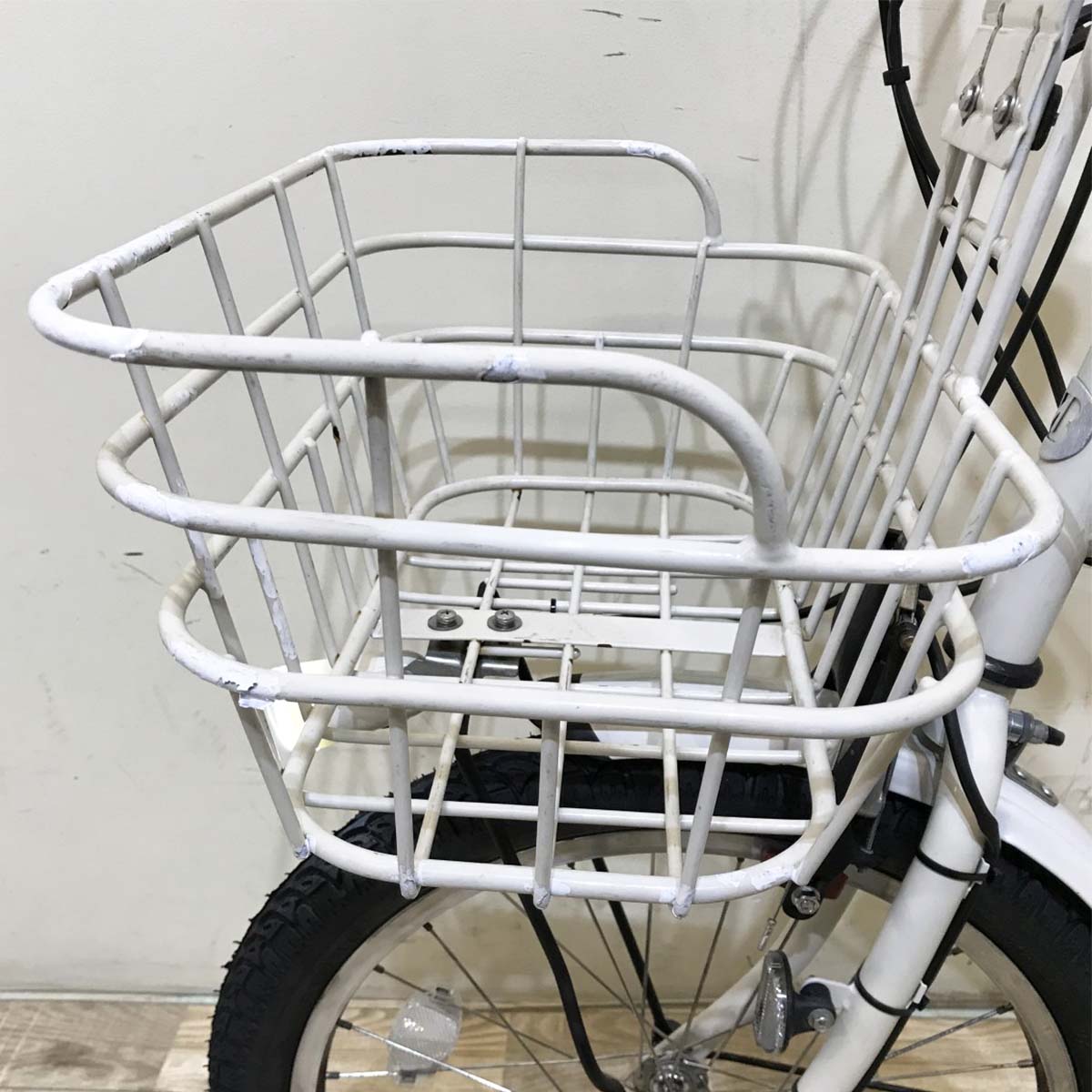 ブリヂストン ビッケ2e ホワイト 20インチ KH102 【中古車】