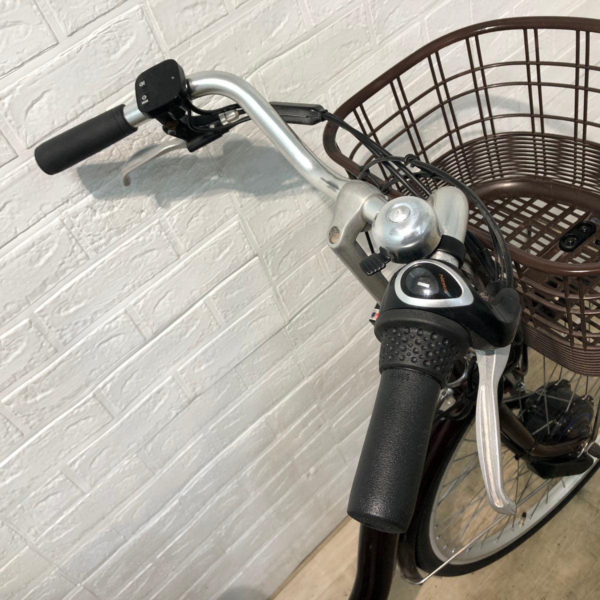 ブリヂストン フロンティア ブラウン 26インチ YW096 【中古車】