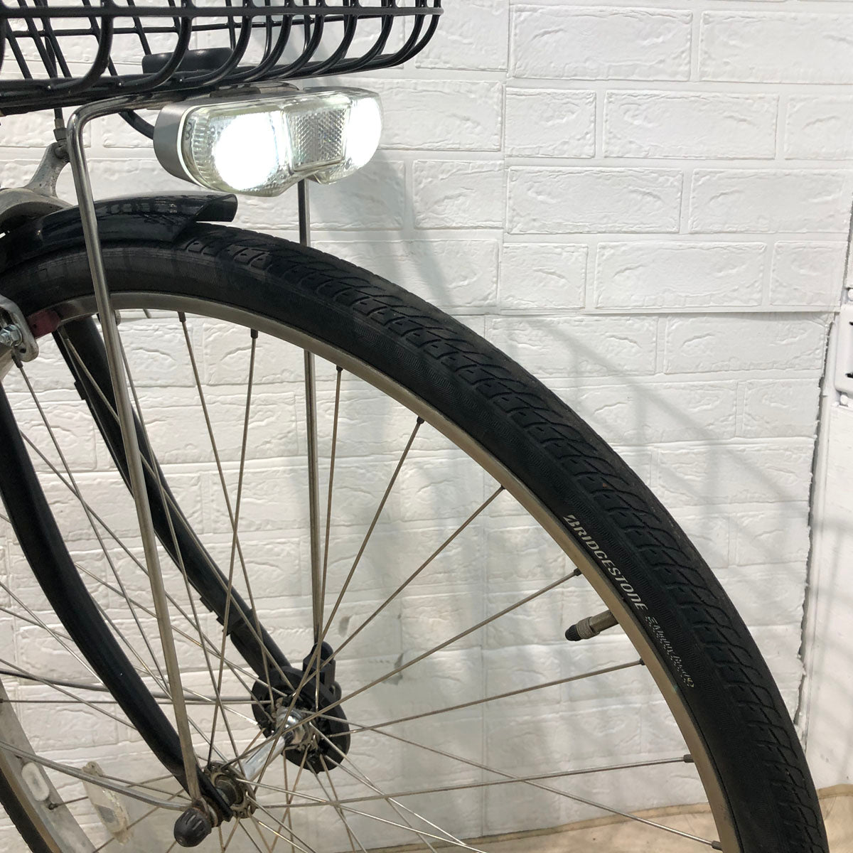 ブリヂストン ACL ロイヤル 8 ブラック 27インチ YW095 【中古車】