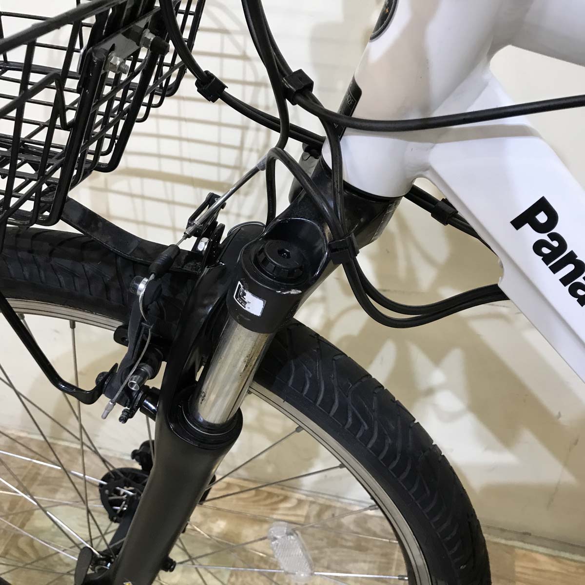 パナソニック ハリヤ ホワイト 26インチ KT124 【中古車】