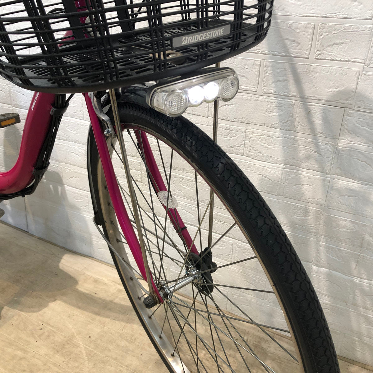 ブリヂストン アシスタ プラス ピンク 26インチ YW098 【中古車】