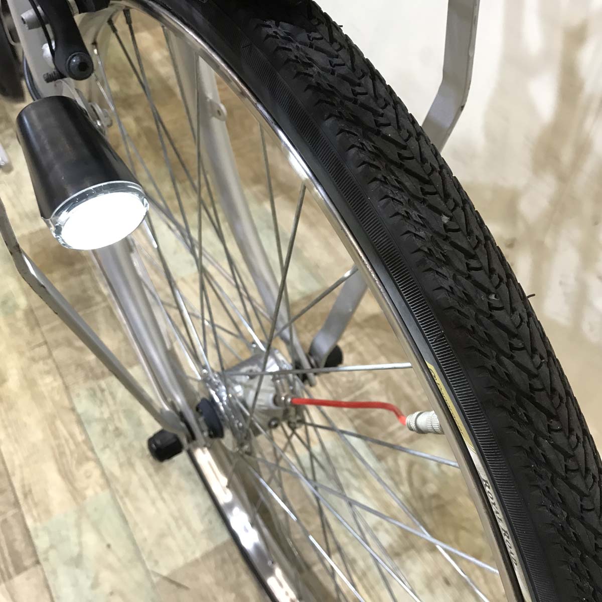 パナソニック ビジネス ビビ シルバー 26インチ KY048 【中古車】