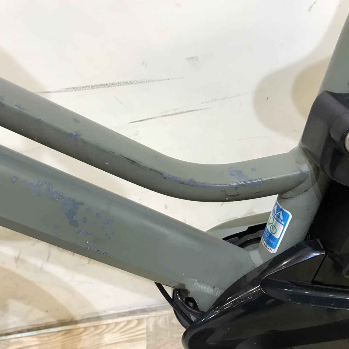 パナソニック ティモS カーキ 26インチ KH105 【中古車】
