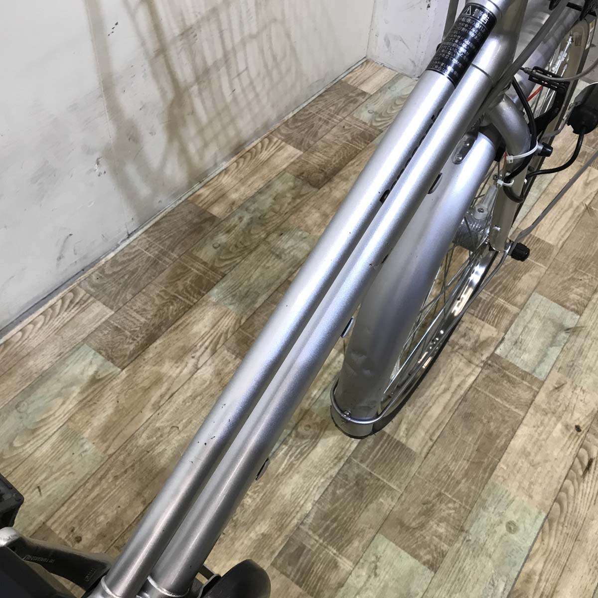 パナソニック ビジネス ビビ シルバー 26インチ KY048 【中古車】