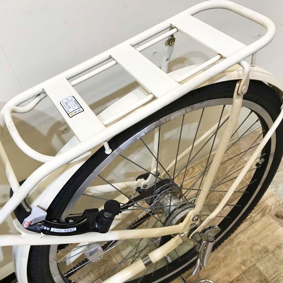 ブリヂストン ステップクルーズ アイボリーホワイト 26インチ KY052【中古車】
