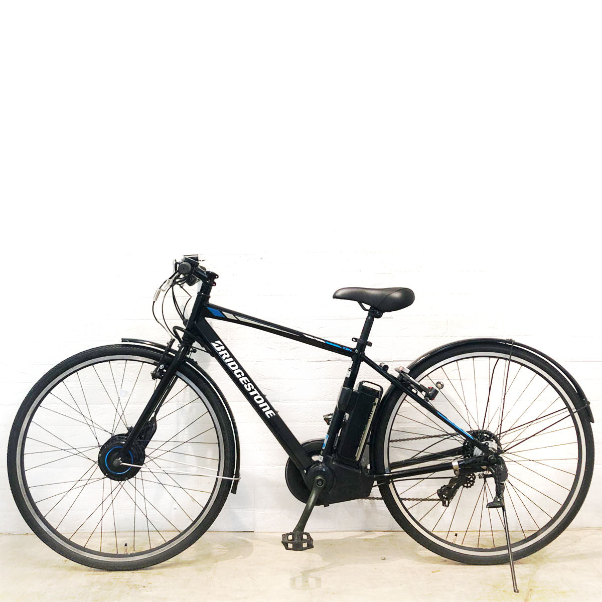ブリヂストン TB1e ブラック 27インチ YW103 【中古車】