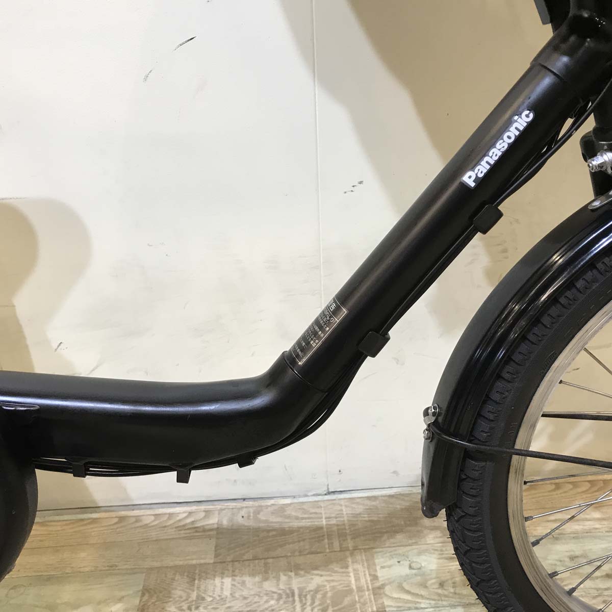 パナソニック ギュット ミニ DX ブラック 20インチ KY054【中古車】