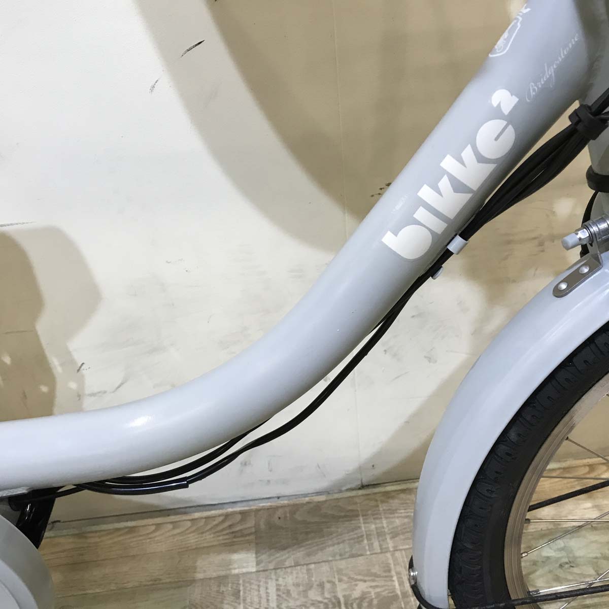 ブリヂストン bikke 2 e ビッケ ツー イー グレー 20インチ KY055  【中古車】