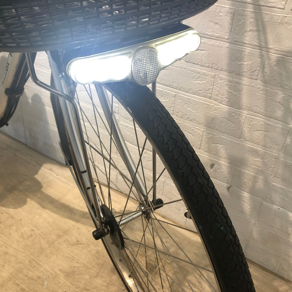 訳あり パナソニック ビビ DX シルバー 26インチ YR106【中古車】