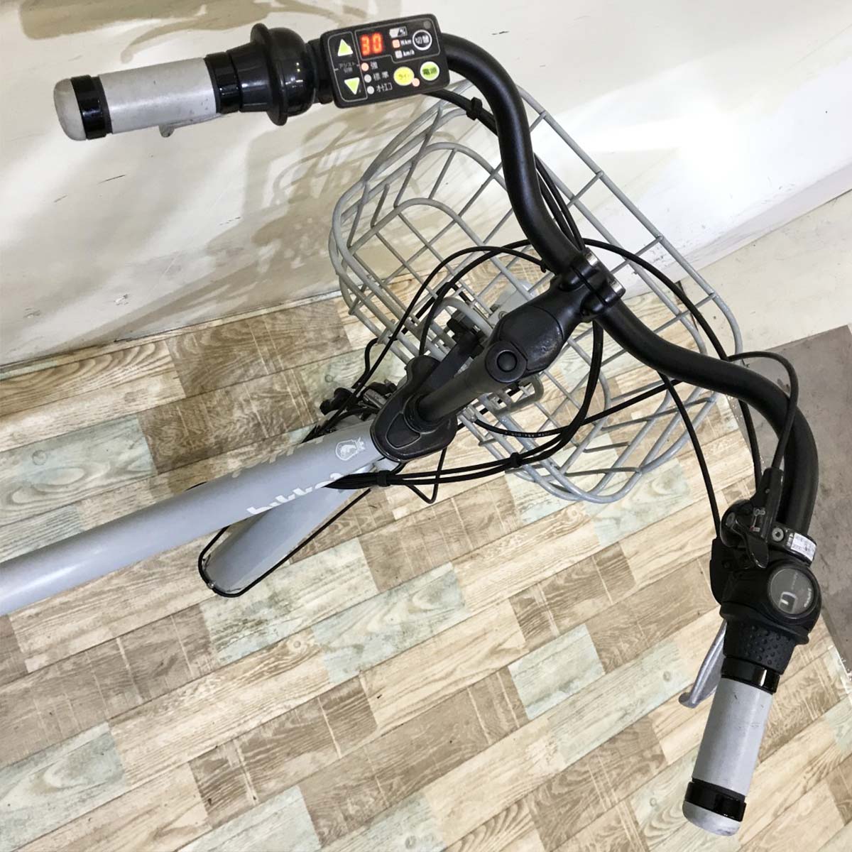 ブリヂストン ビッケ2e グレー 20インチ KH113 【中古車】