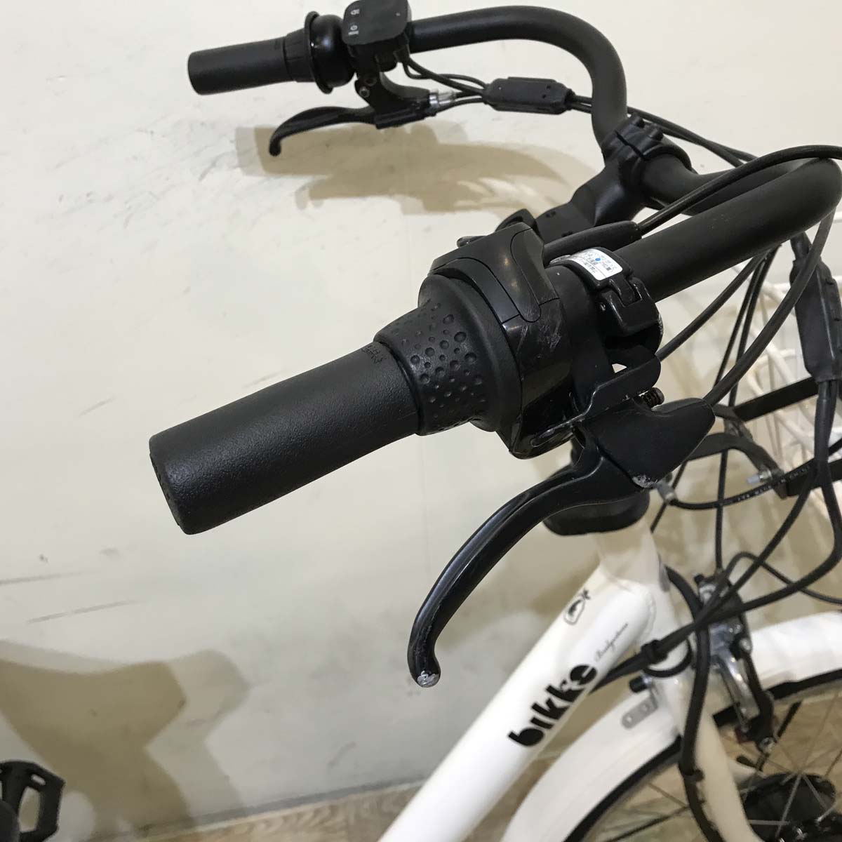 ブリヂストン bikke MOB dd ビッケ モブ dd ホワイト 前24×後20インチ KY061 【中古車】