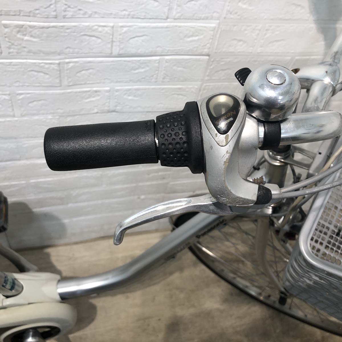 パナソニック ビビ SS シルバー 26インチ YW109【中古車】