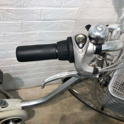パナソニック ビビ SS シルバー 26インチ YW109【中古車】