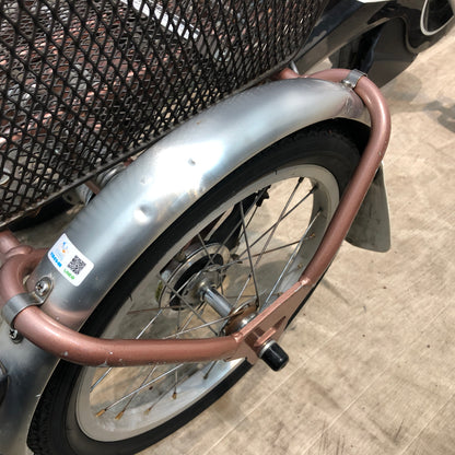 ブリヂストン アシスタワゴン ピンク 前18×後16インチ YN029 【中古車】