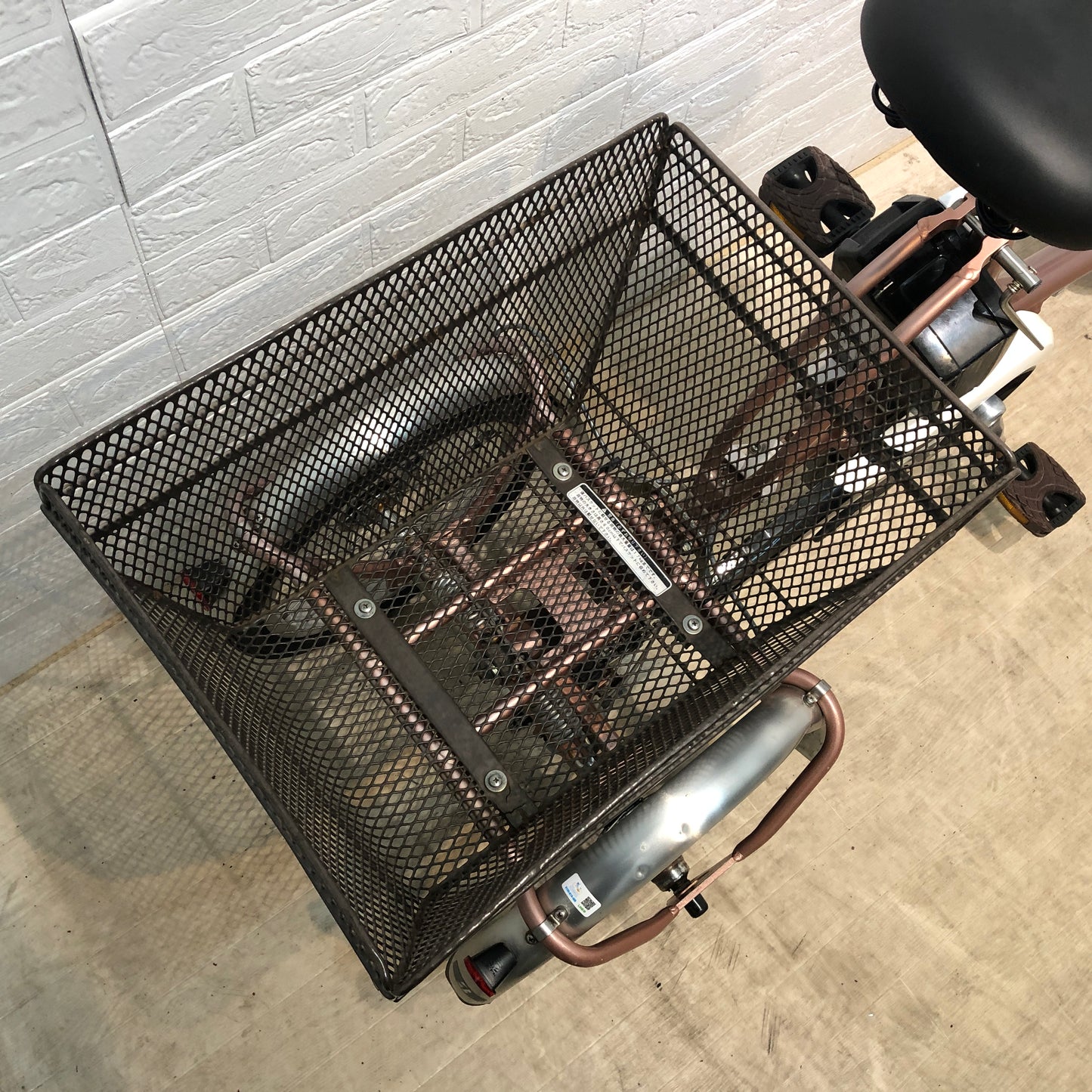 ブリヂストン アシスタワゴン ピンク 前18×後16インチ YN029 【中古車】