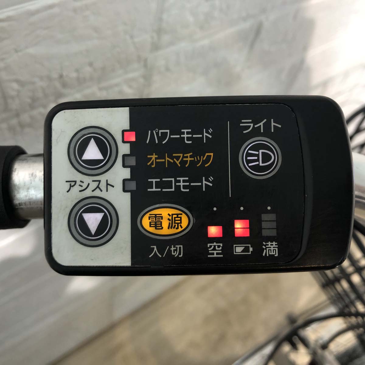 ブリヂストン アシスタ ベーシック シルバー 26インチ YW111 【中古車】