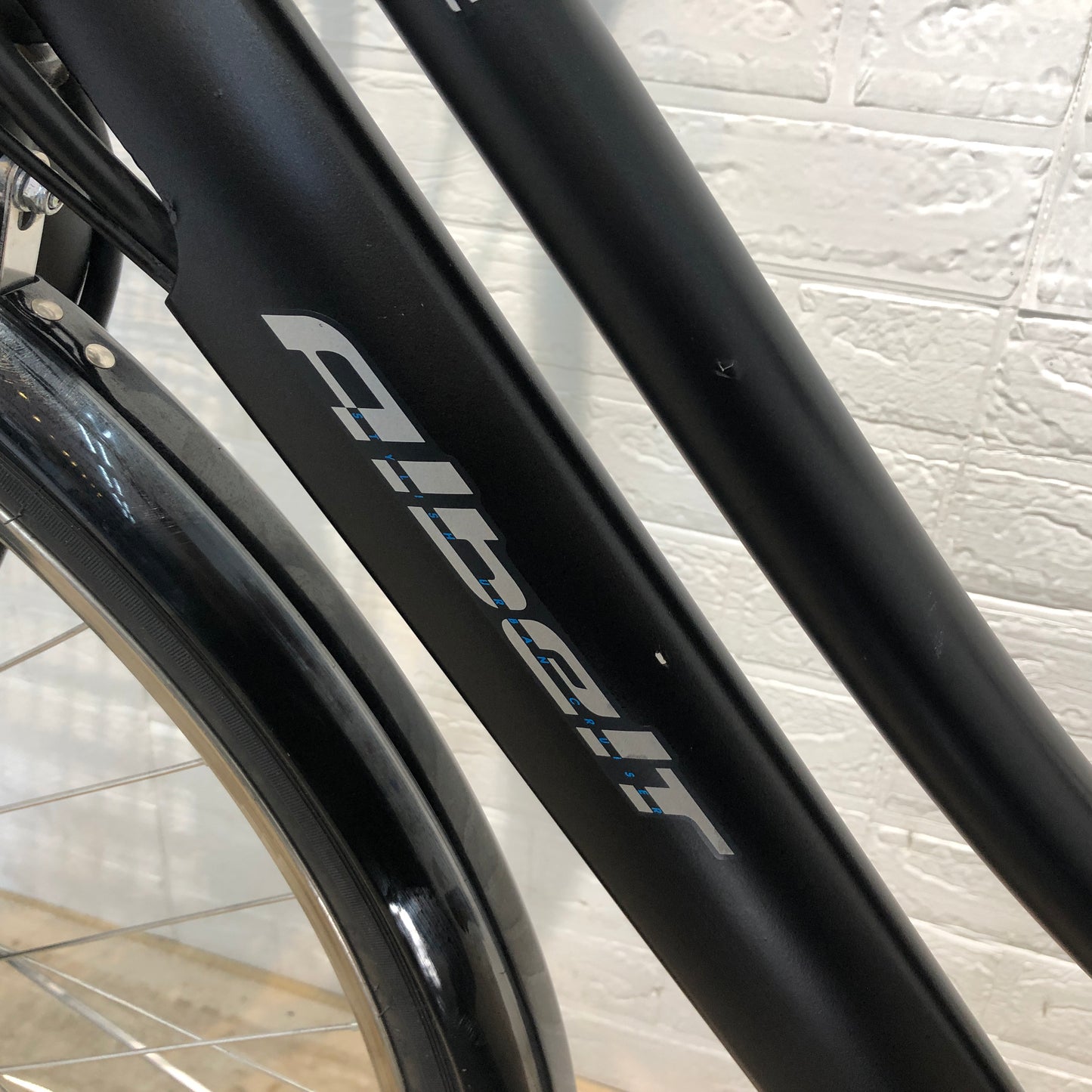 ブリヂストン アルベルト e ブラック 27インチ SR337Y 【中古車】