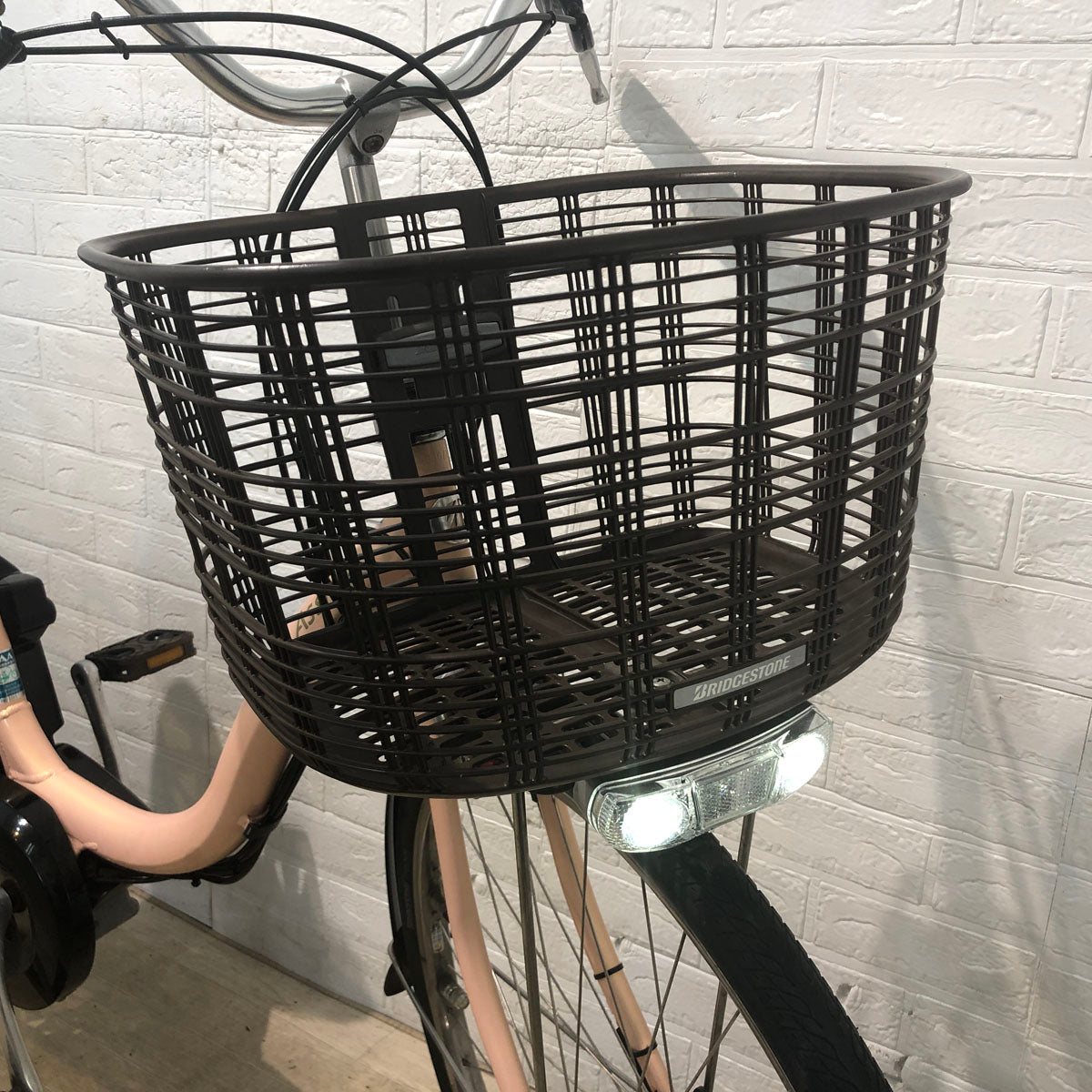 ブリヂストン アシスタ ロイヤル ピンク 26インチ YW119 【中古車】