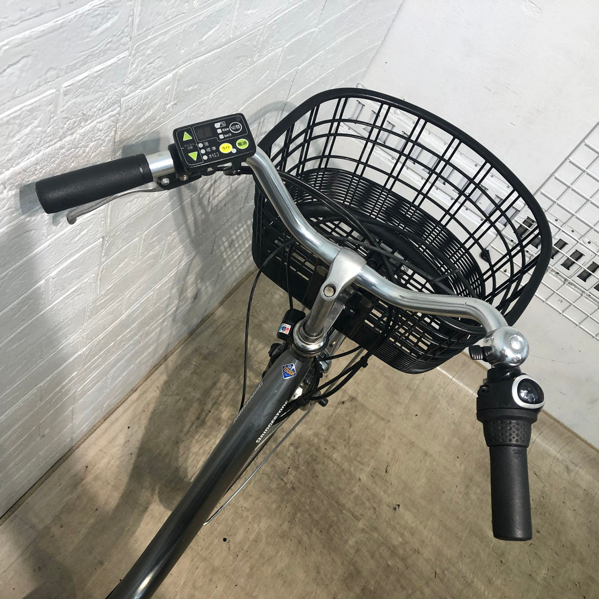 ブリヂストン アシスタ U DX シルバー 26インチ YX004 【中古車】