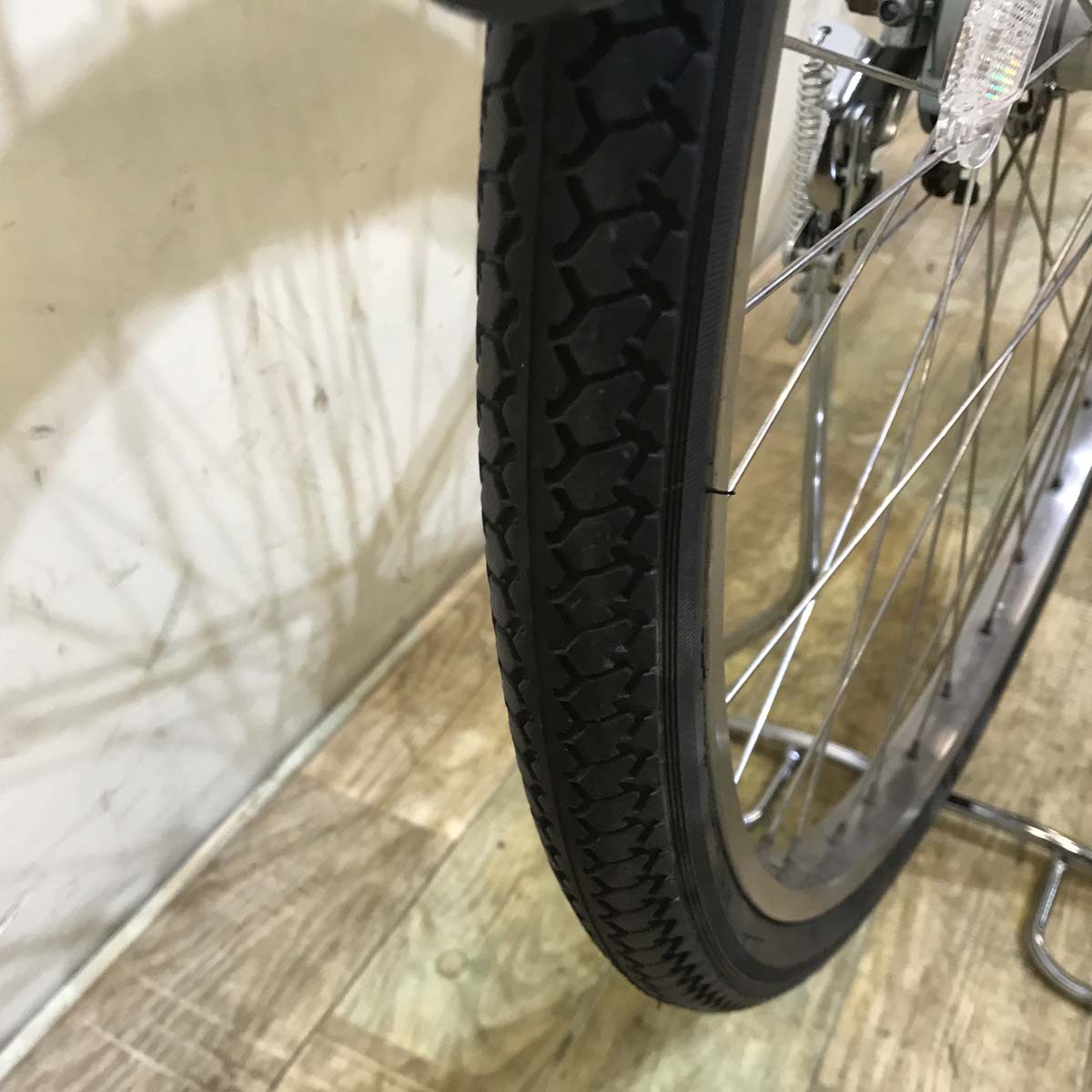 ブリヂストン ACL ホワイト 27インチ KD047【中古車】