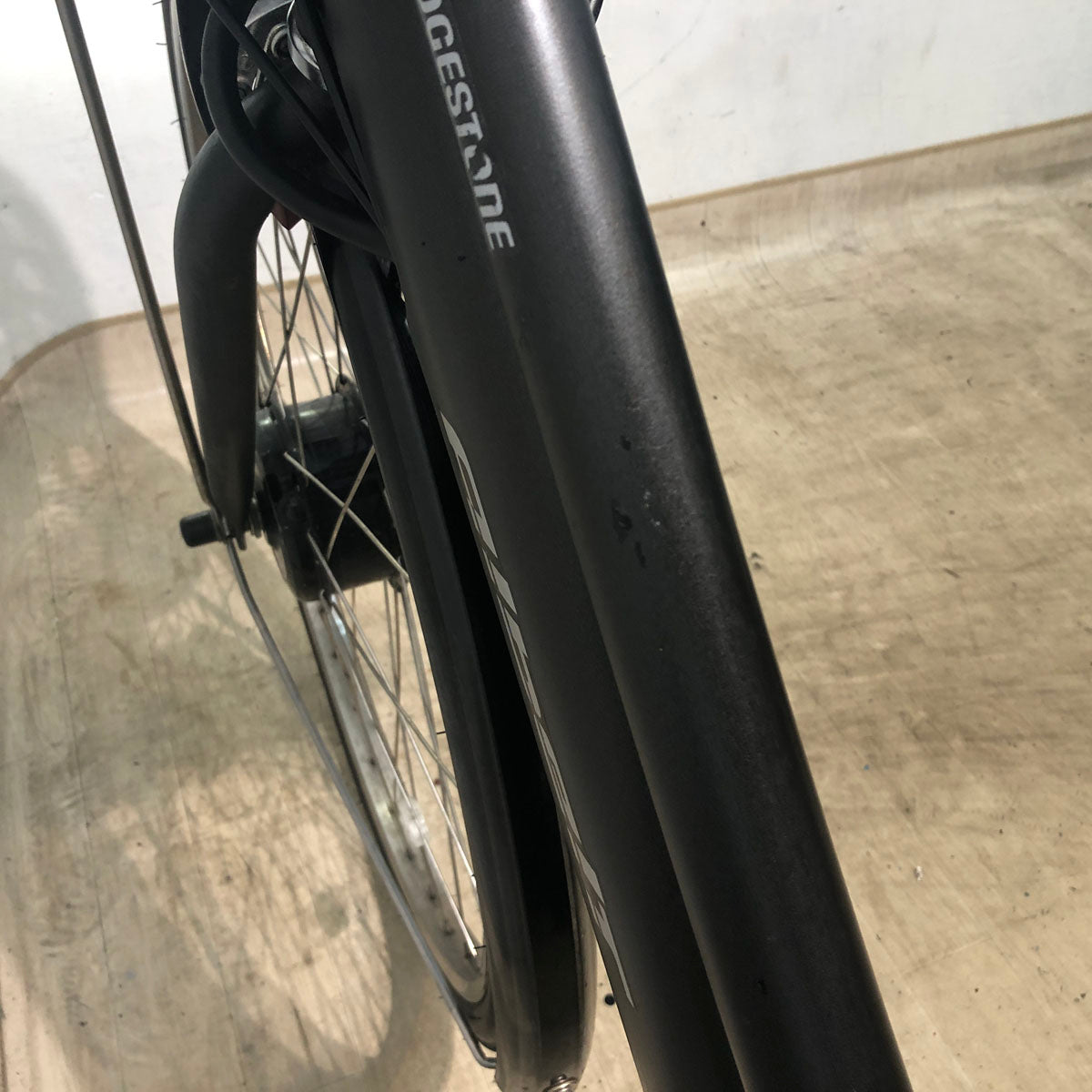 ブリヂストン アルベルト e L型 ブラック 26インチ YX007 【中古車】