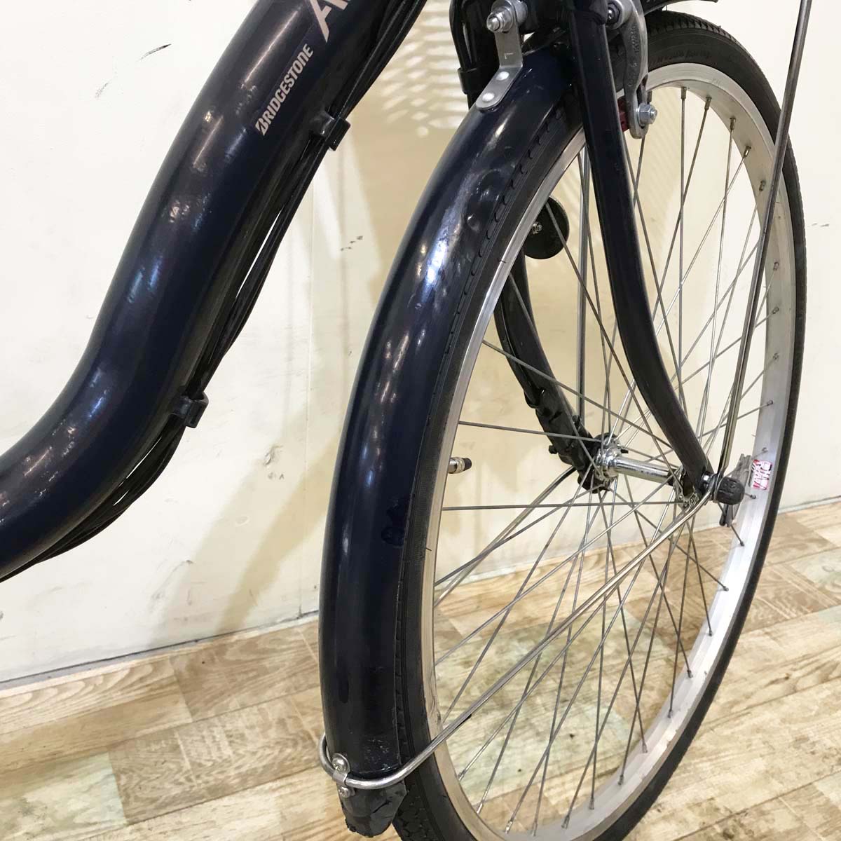 ブリヂストン アシスタ ファイン ネイビー 26インチ KY080 【中古車】