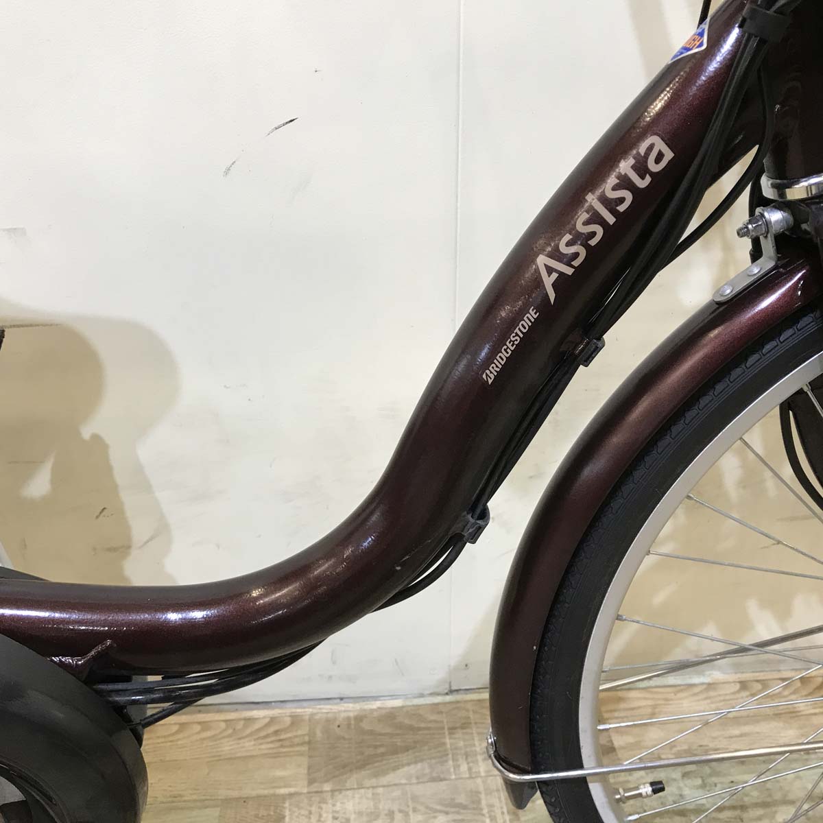 ブリヂストン アシスタ ファイン ブラウン 24インチ KY083 【中古車】