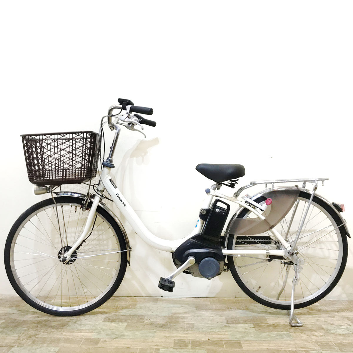 パナソニック ビビ LU ホワイト 24インチ KY088 【中古車】