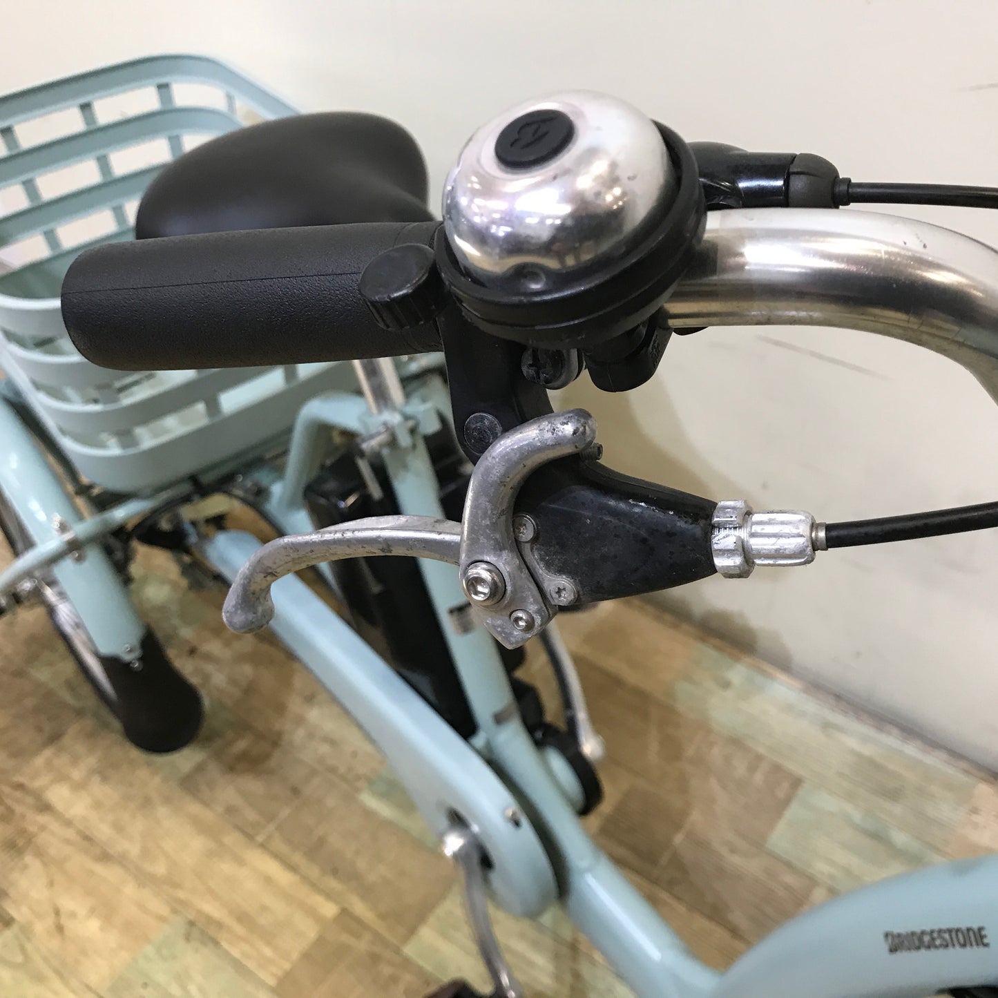 ブリヂストン フロンティア ラクット ワゴン ブルー 前20×後16インチ KP047 【中古車】