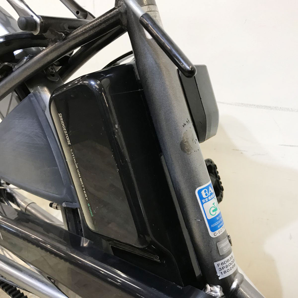 中古電動自転車 ブリヂストン フロンティア シルバー 26インチ KI011