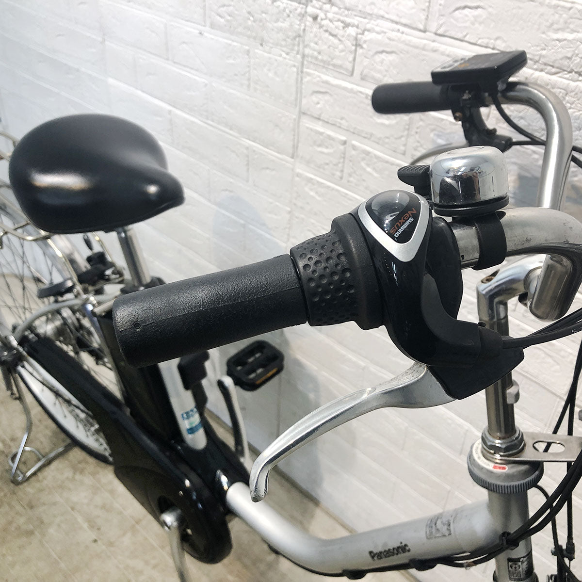 パナソニック ビビ TX シルバー 24インチ YE099 【中古車】