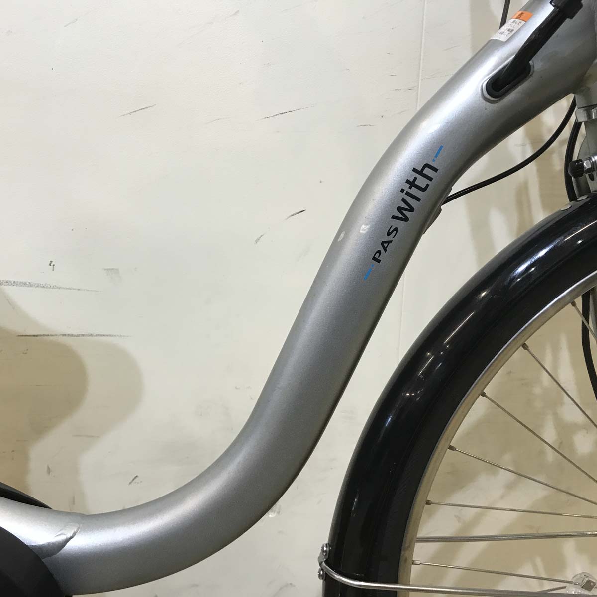 中古電動自転車 ヤマハ PAS With パス ウィズ シルバー 26インチ KD065