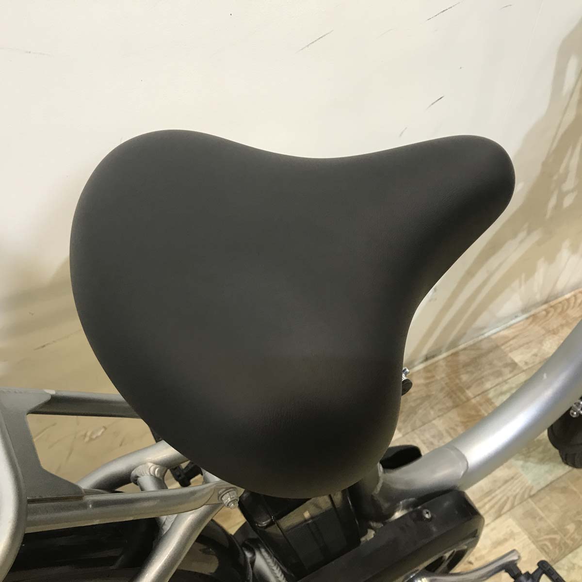 中古電動自転車 ヤマハ PAS With パス ウィズ シルバー 26インチ KD065