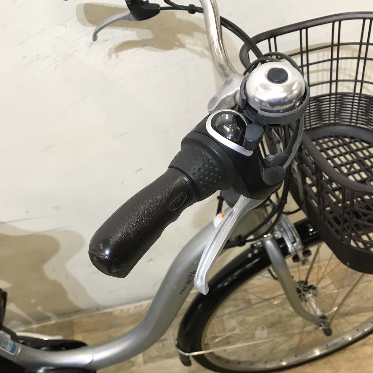 中古電動自転車 ヤマハ PAS With パス ウィズ シルバー 26インチ KD065