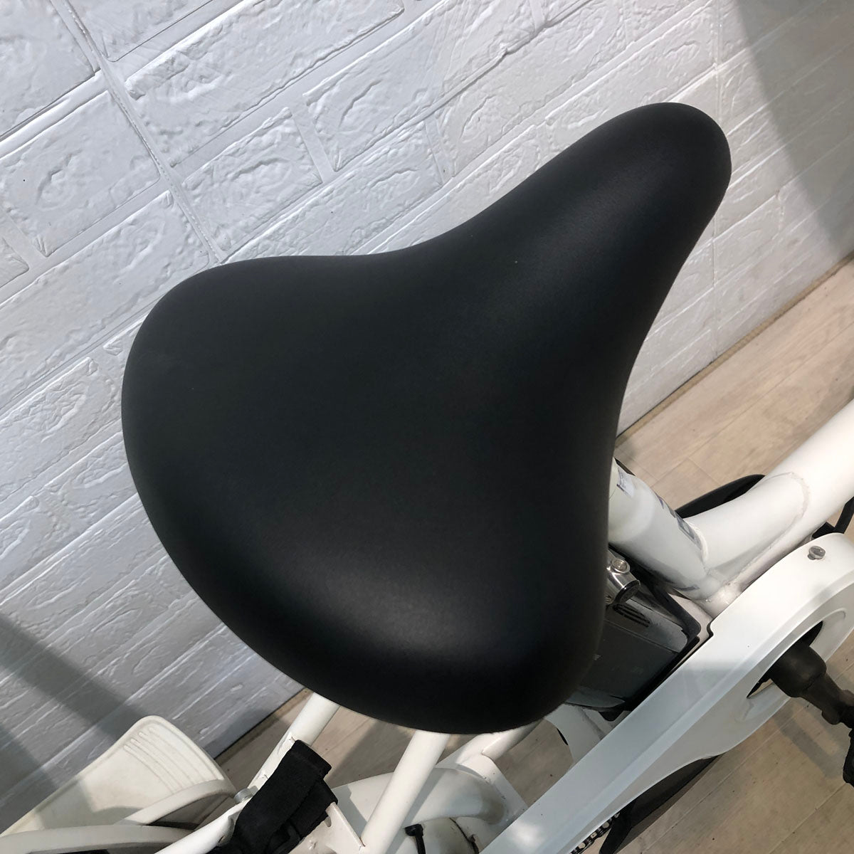 ブリヂストン bikke 2 e ビッケ ツー イー ホワイト 20インチ YS040 【中古車】