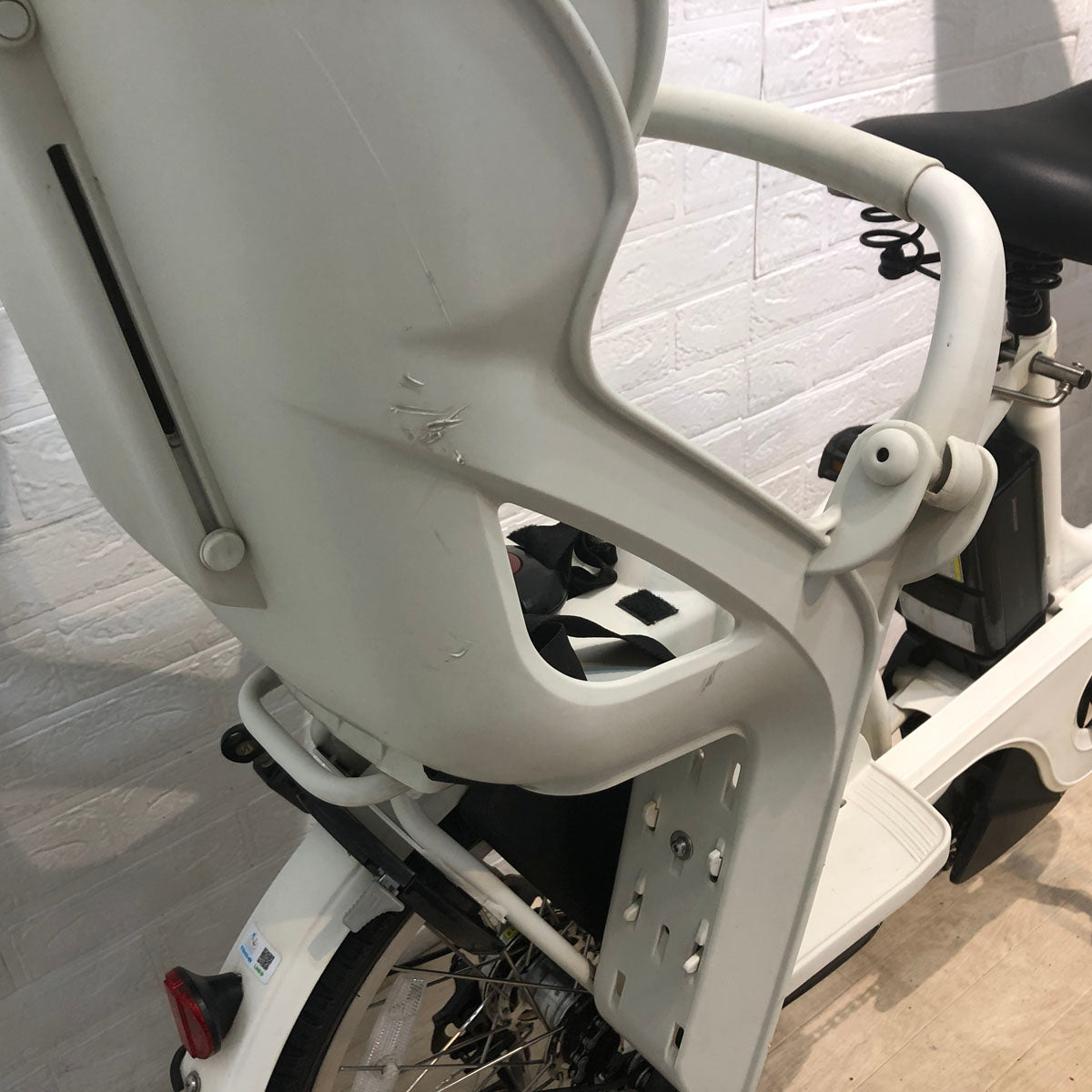 ブリヂストン bikke 2 e ビッケ ツー イー ホワイト 20インチ YS040 【中古車】