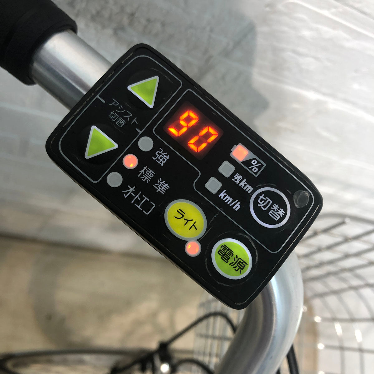 ブリヂストン アシスタ DX スペシャル ブラウン 26インチ YX027 【中古車】