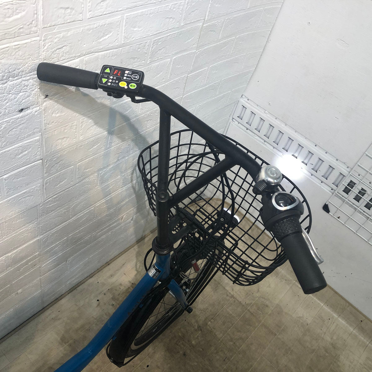 中古電動自転車 ブリヂストン アシスタ ファイン ミニ ブルー 前20×後18インチ YE107
