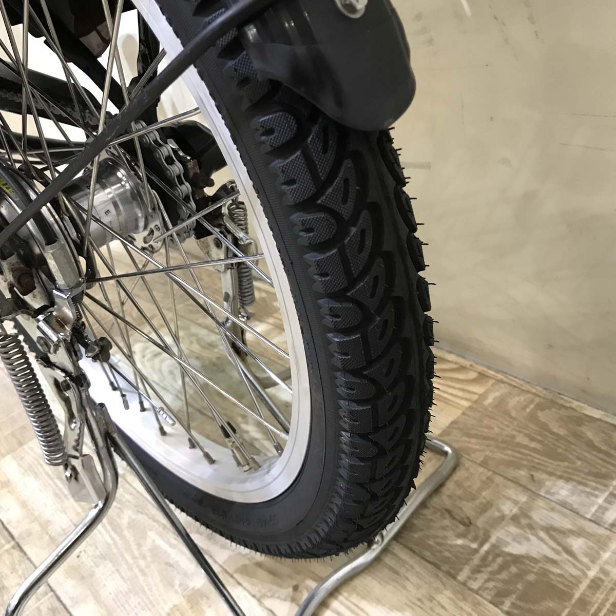 パナソニック ギュット ミニ KD グリーン 20インチ KU020【中古車】