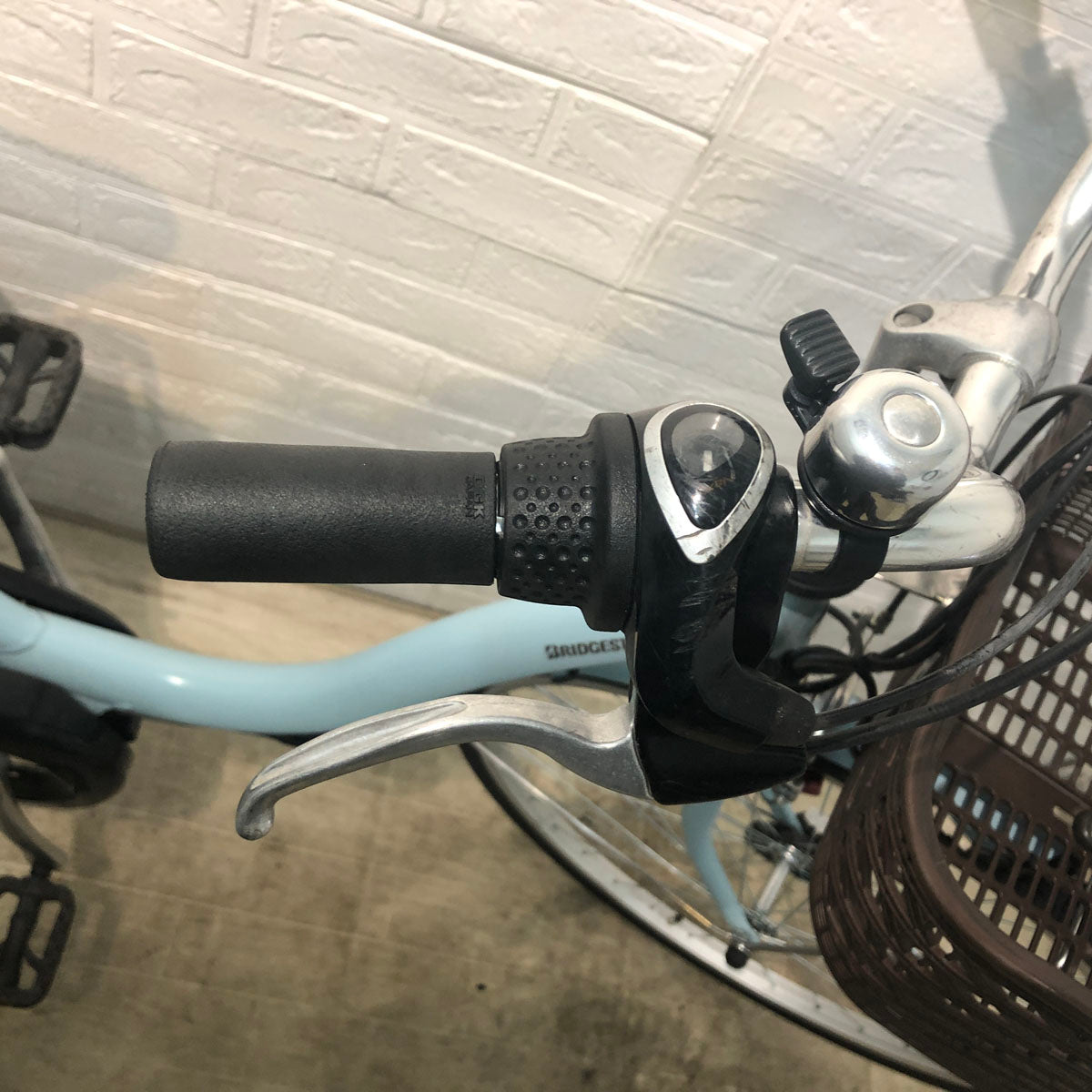 中古電動自転車 ブリヂストン アシスタ U STD ブルー 26インチ YE108