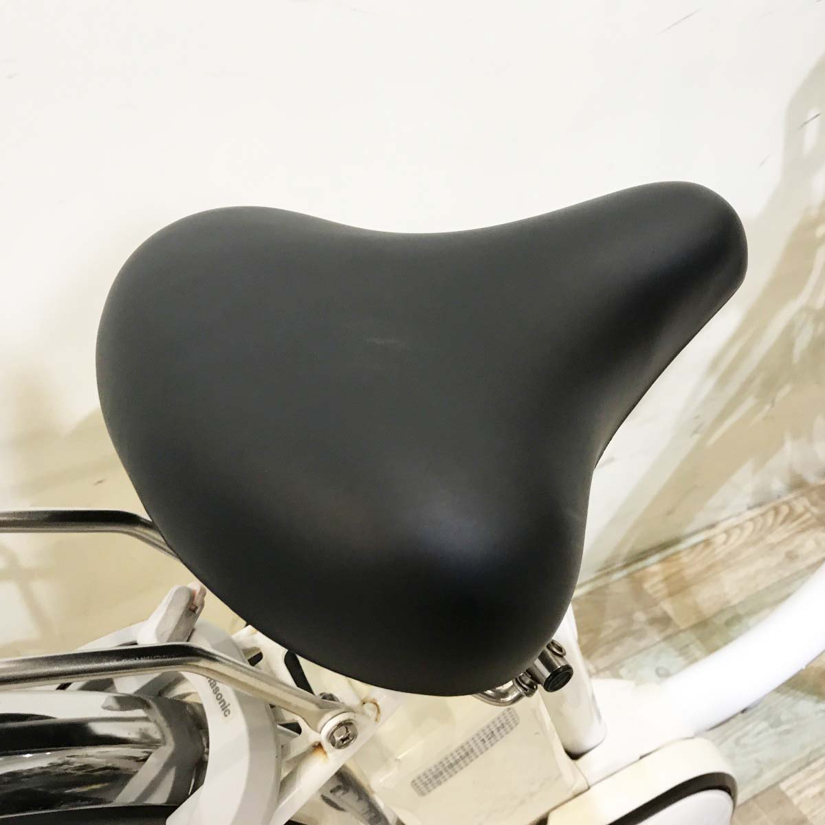 中古電動自転車 パナソニック ビビDX ホワイト 26インチ KI026