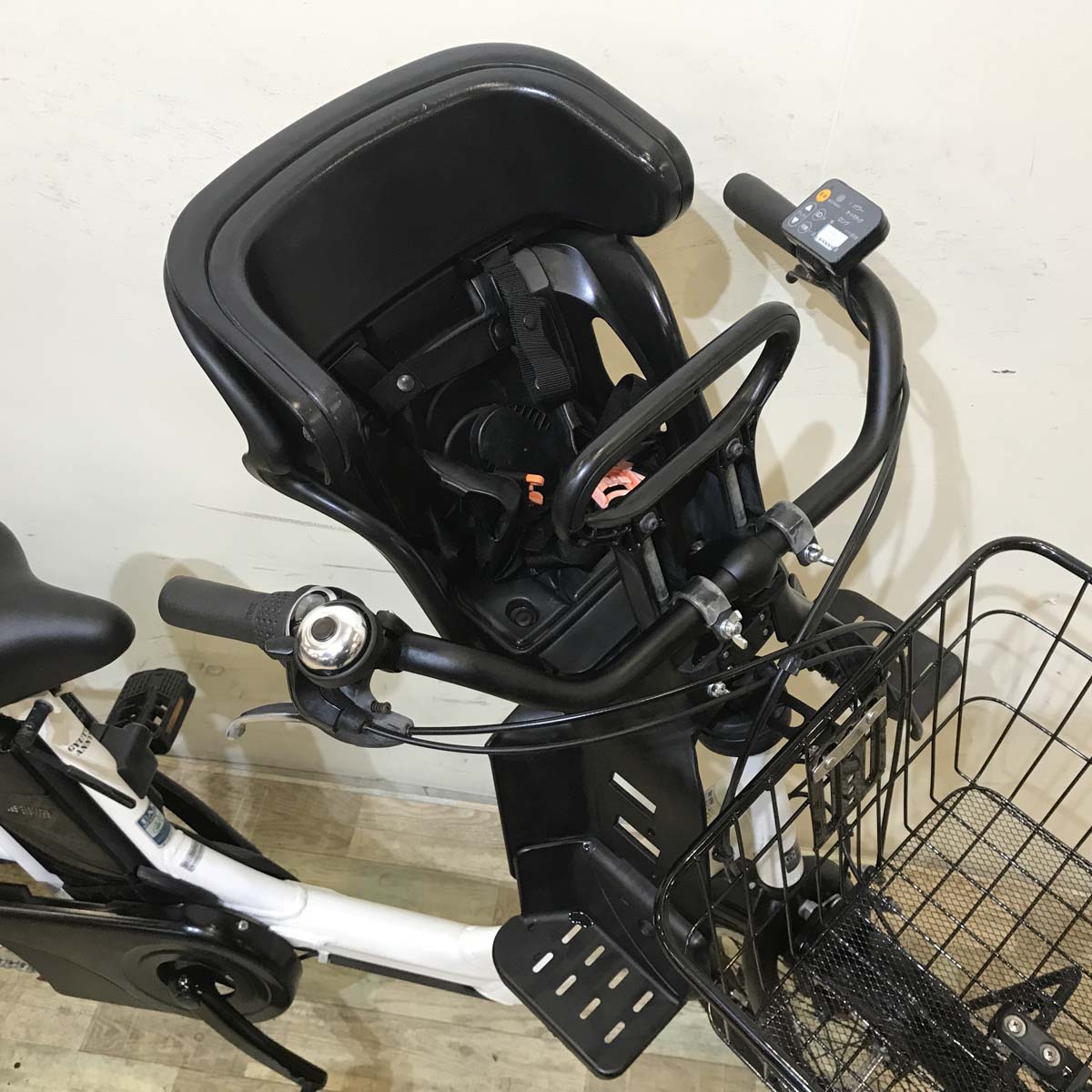 パナソニック ギュット アニーズ ホワイト 20インチ KD083【中古車】