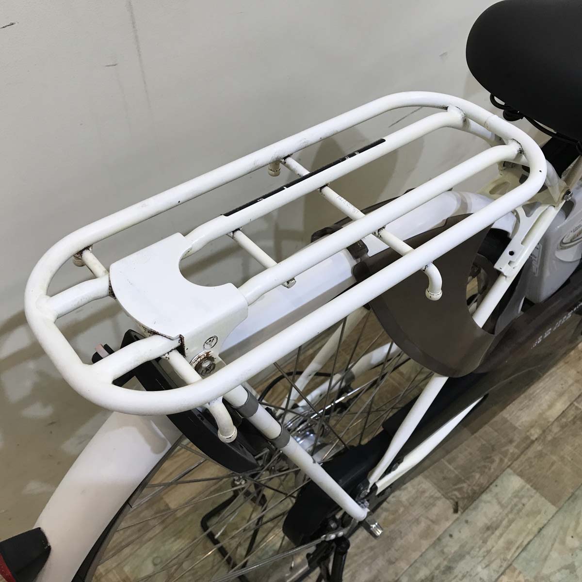 パナソニック ギュット プラス ホワイト 26インチ KU029  【中古車】